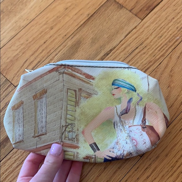 Hand bag with three parts to it - Picture 3 of 12